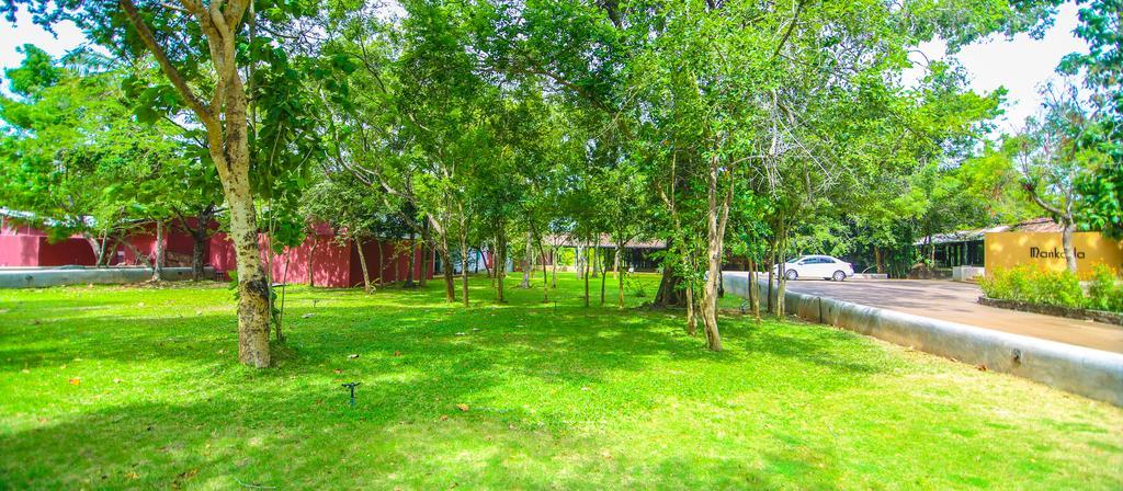 Mankada Resort Anuradhapura Eksteriør billede